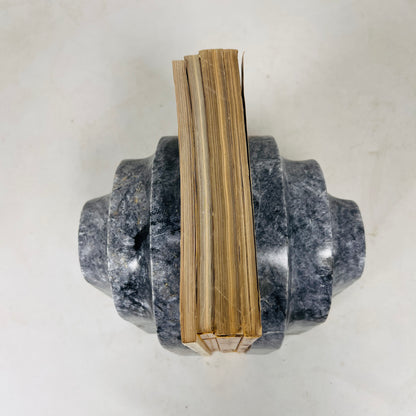Shell Bookends Pair - Black & Blue