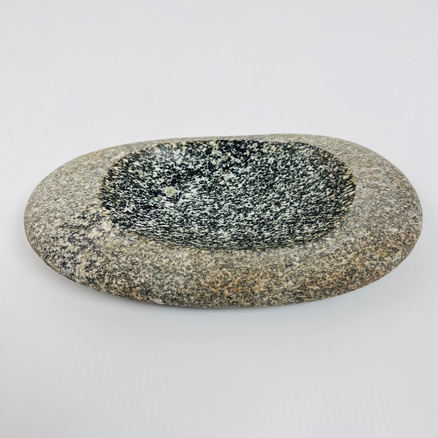 Pebble Spotted Soap Dish - Riverstone