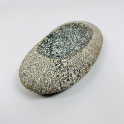 Pebble Spotted Soap Dish - Riverstone
