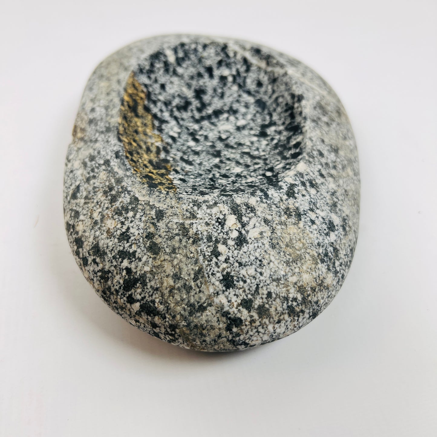 White lined Spotted Soap Dish - Riverstone