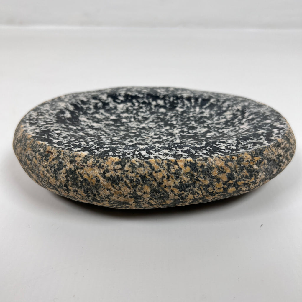 Riverstone White Speckled Soap Dish