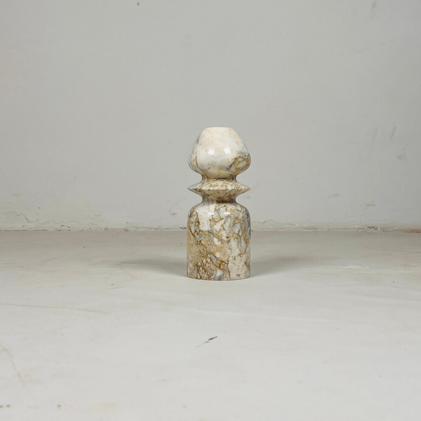 Acorn Candle Stand