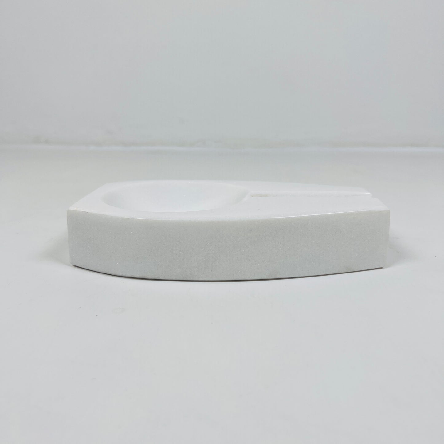Curved Marble Ash Tray - White