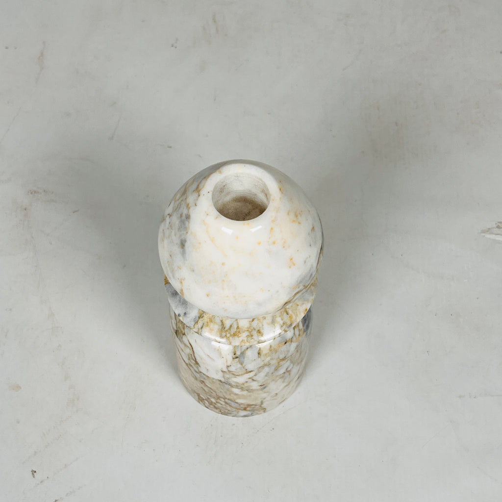 Eline Remis Candle Stand