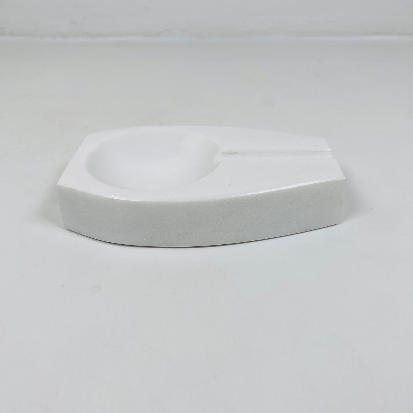 Curved Marble Ash Tray - White