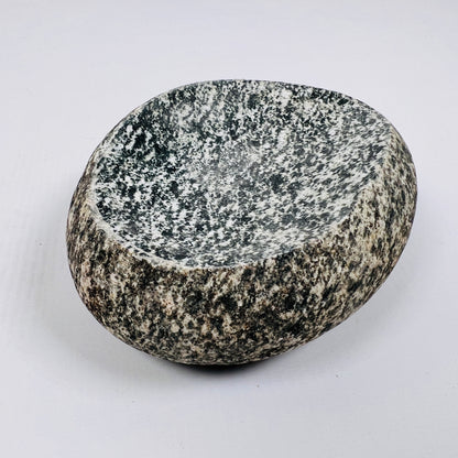 Peppered Spotted Soap Dish - Riverstone