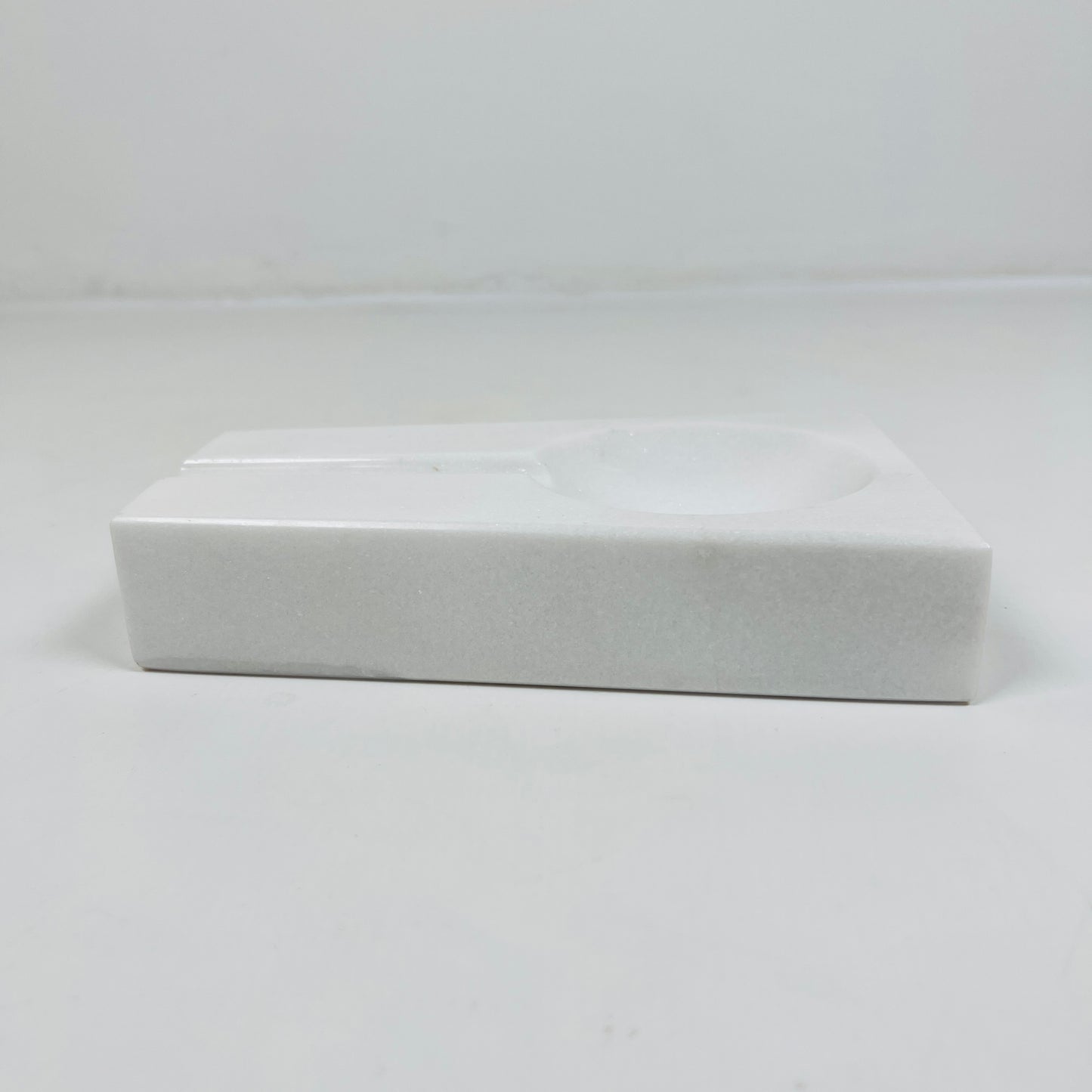 Minimal Marble Ash Tray - White