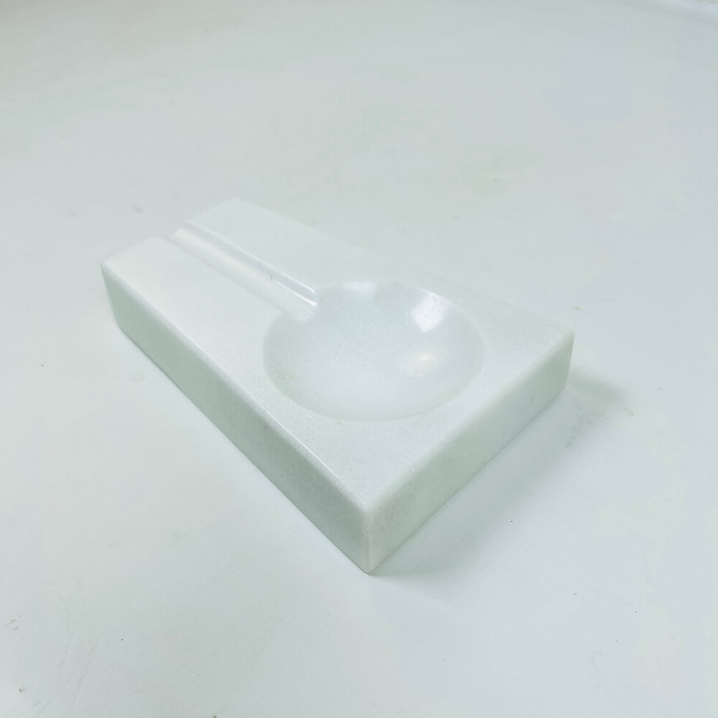 Minimal Marble Ash Tray - White