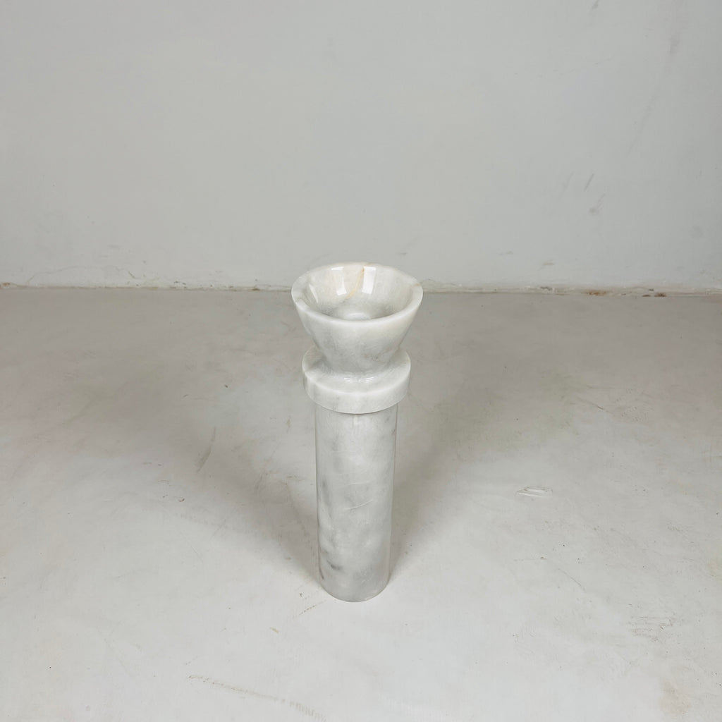 Eline flow Candle Stand