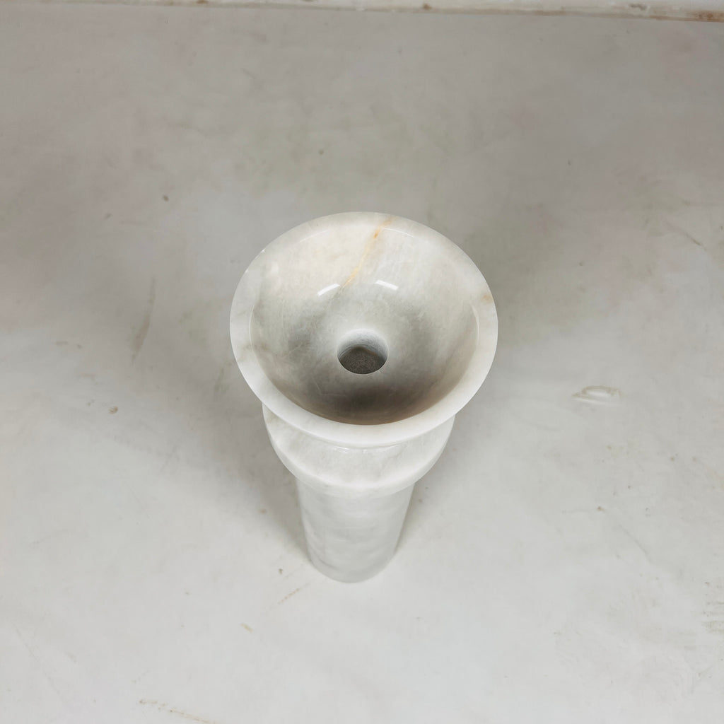 Eline flow Candle Stand