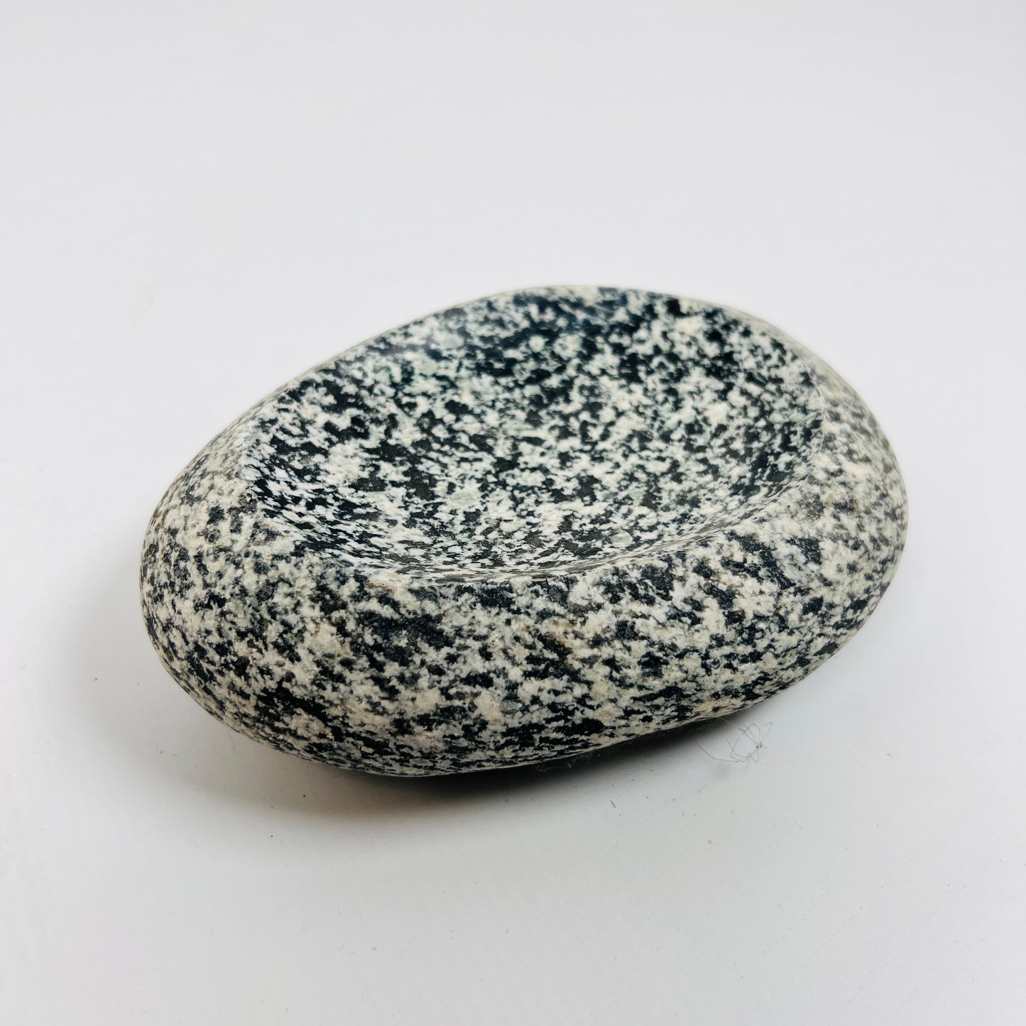 Tuxedo Spotted Soap Dish - Riverstone