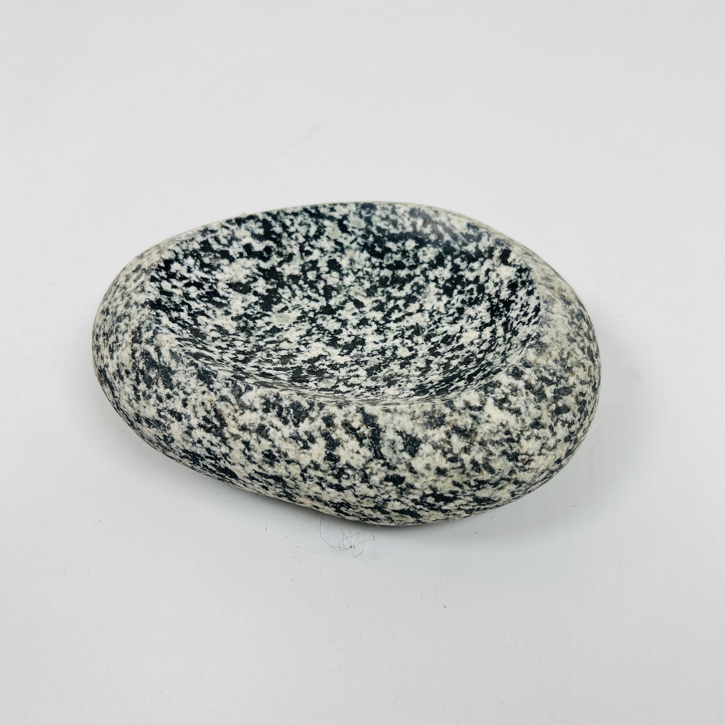 Tuxedo Spotted Soap Dish - Riverstone
