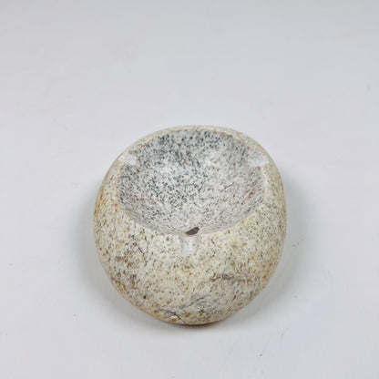 Spotted Eggshell Ash Tray -River Stone