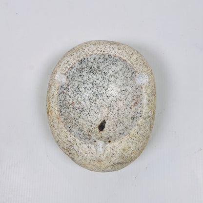 Spotted Eggshell Ash Tray -River Stone