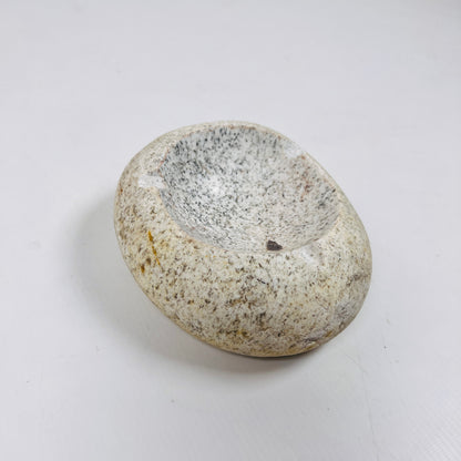 Spotted Eggshell Ash Tray -River Stone