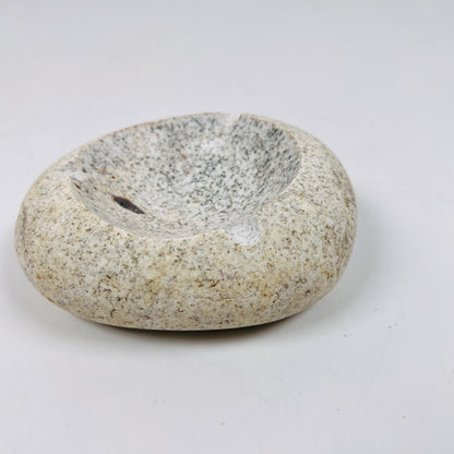 Spotted Eggshell Ash Tray -River Stone