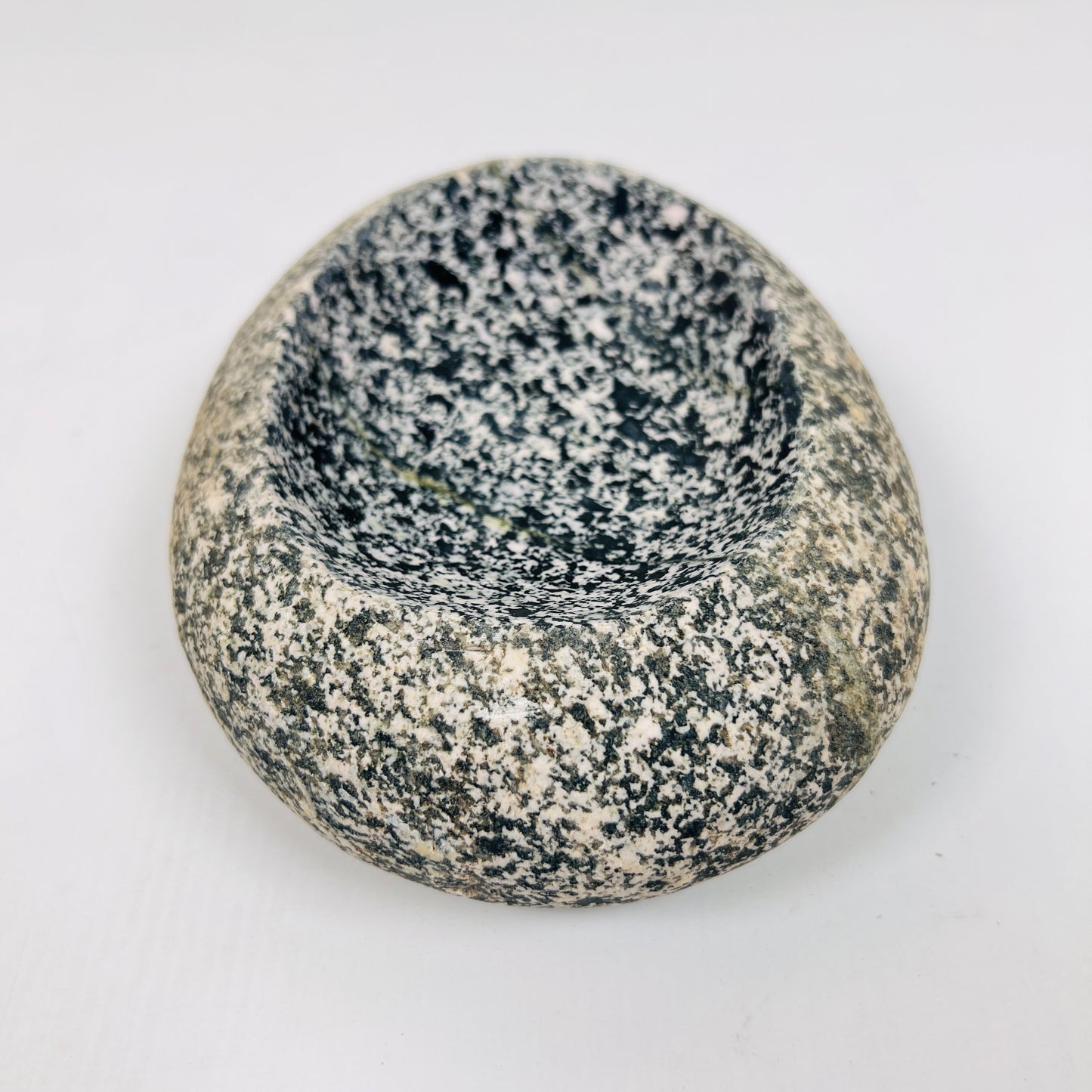 Salt Dotted Soap Dish - Riverstone