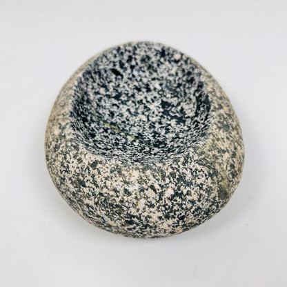 Salt Dotted Soap Dish - Riverstone