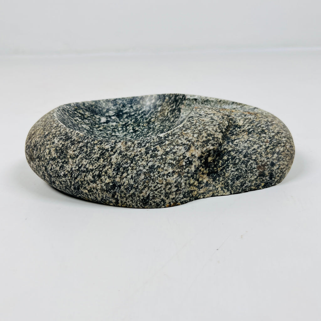 River Stone Pepper Spotted Ash Tray