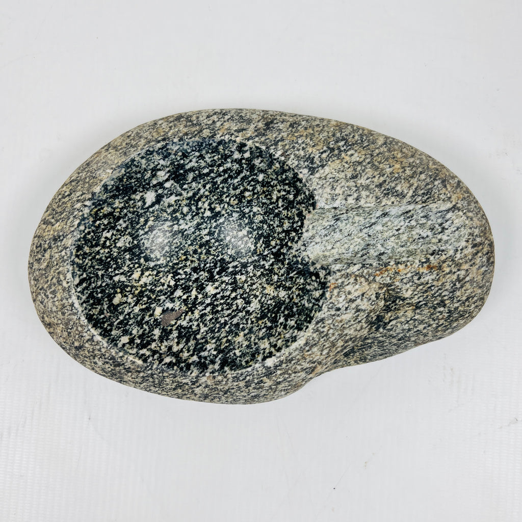 River Stone Pepper Spotted Ash Tray