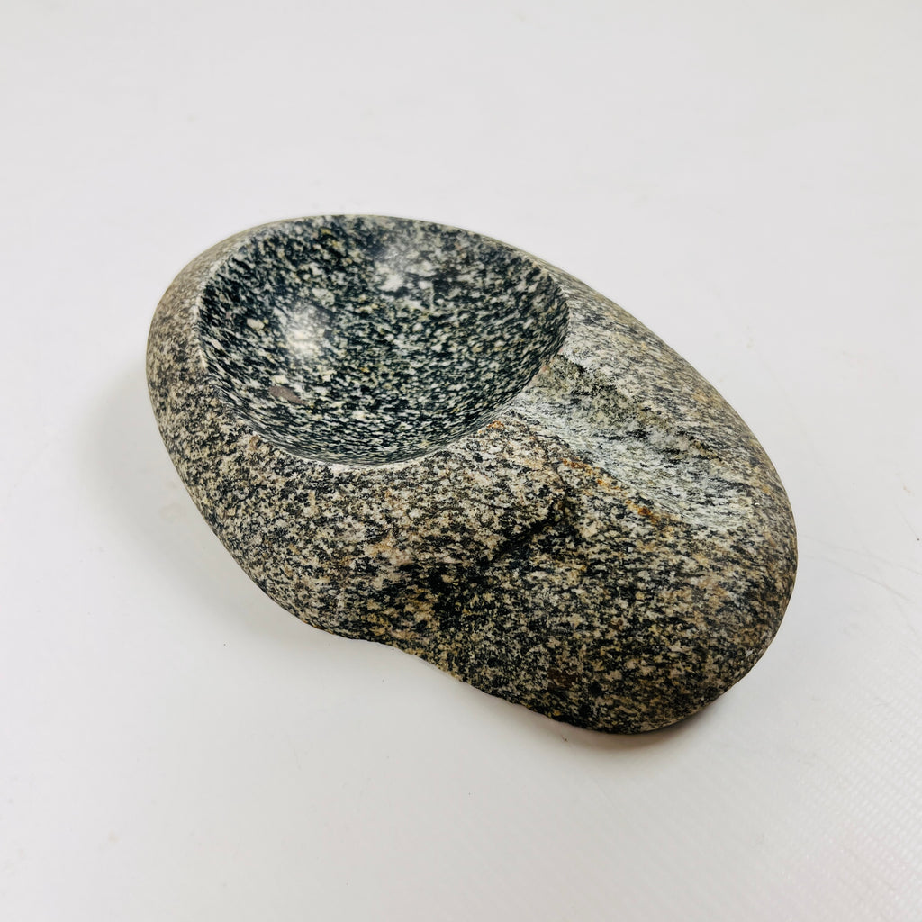 River Stone Pepper Spotted Ash Tray