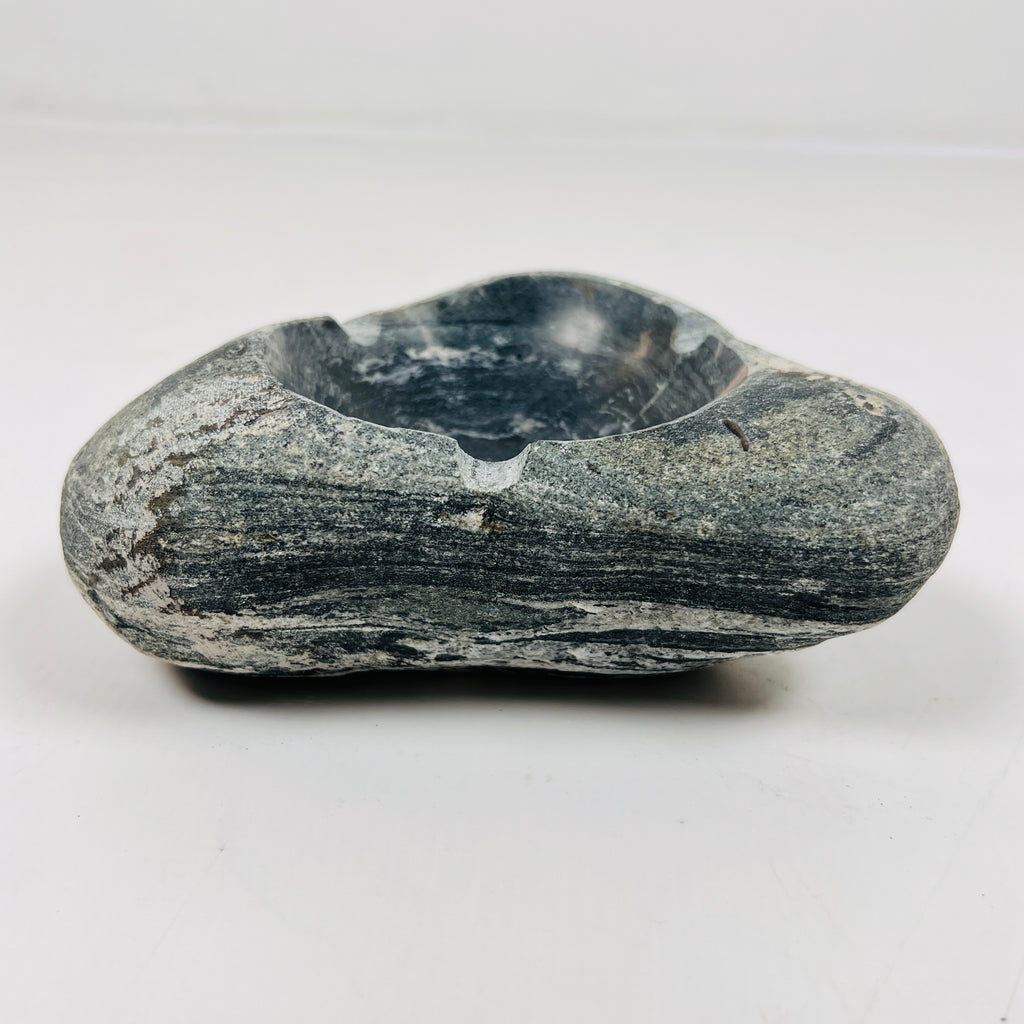 River Stone Triangular Ringed Ash Tray