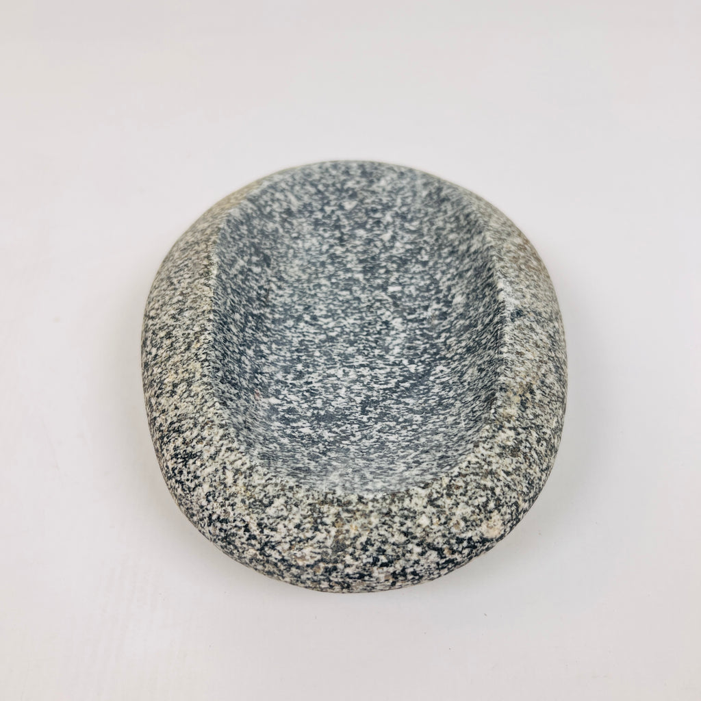 Riverstone Pebble Speckled Soap Dish