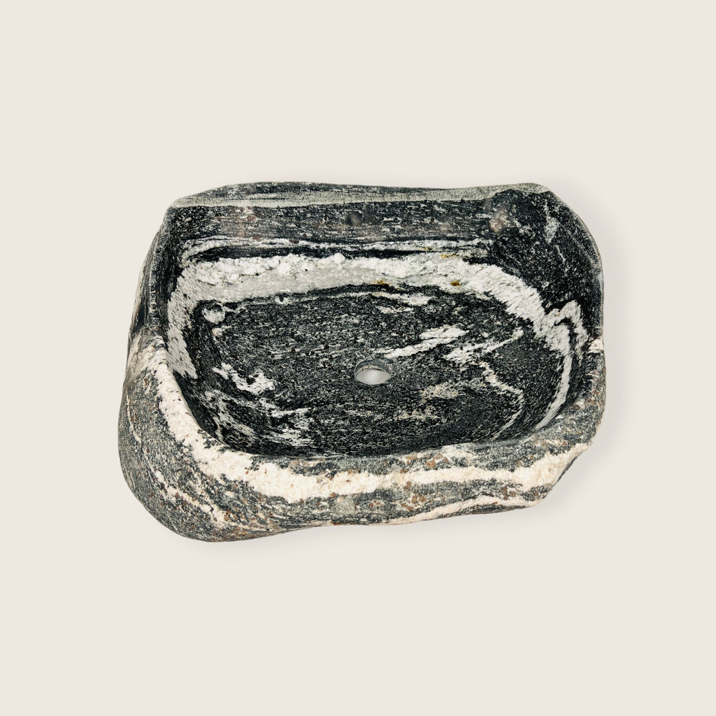 Circular Stride River Stone Sink