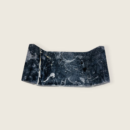 Curved Tray