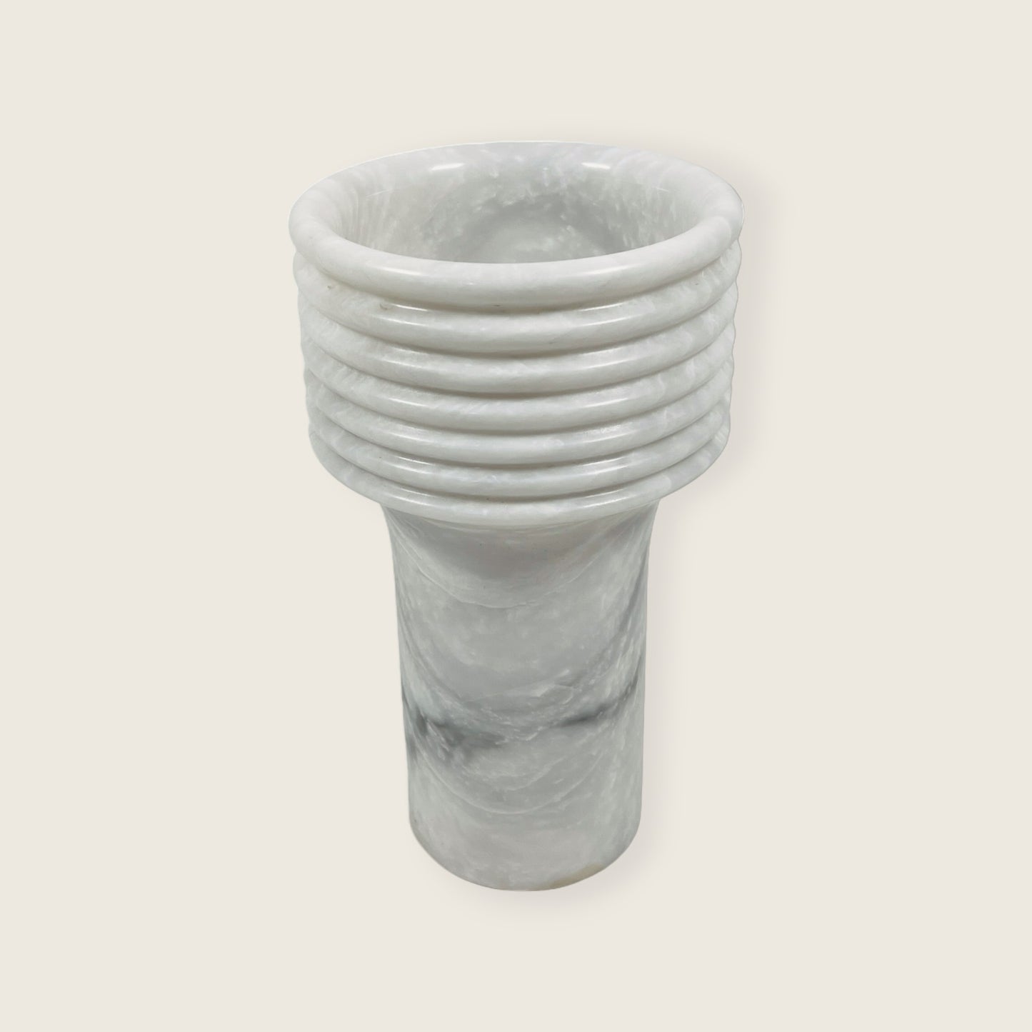 Echo Vase - Gray