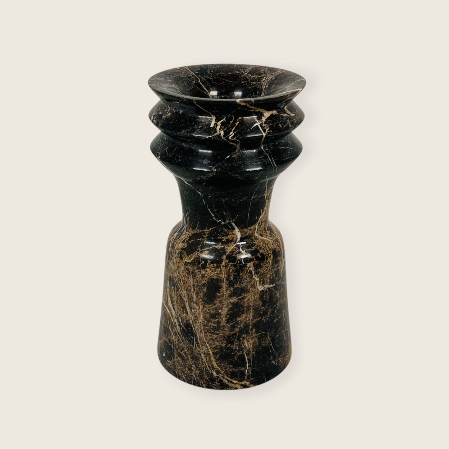 Ribbed Vase - Black