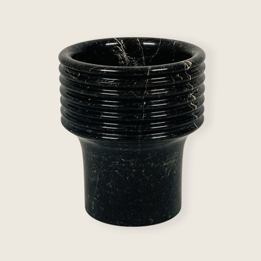 Echo Vase - Black