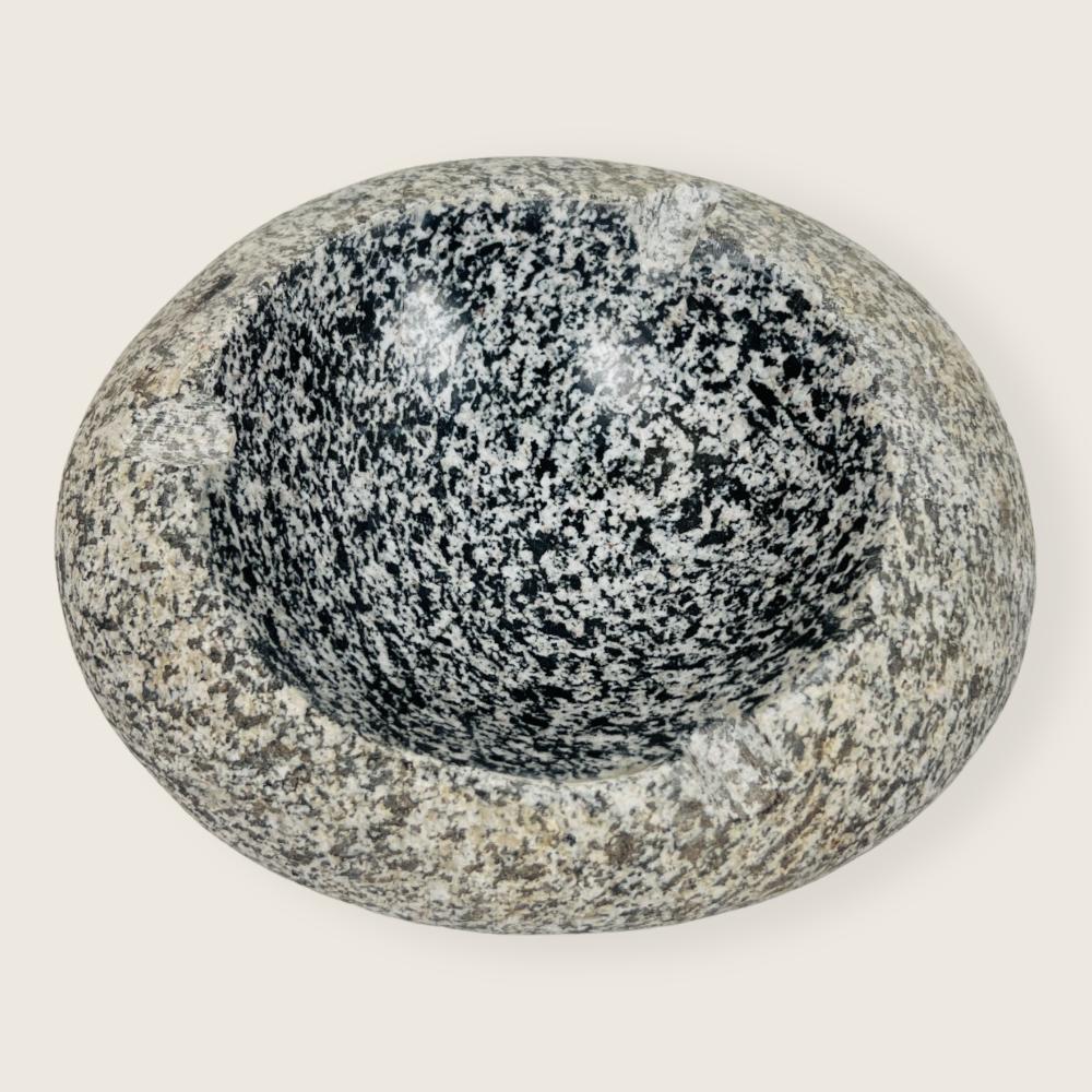 River Stone Grey and Black dotted Ash Tray