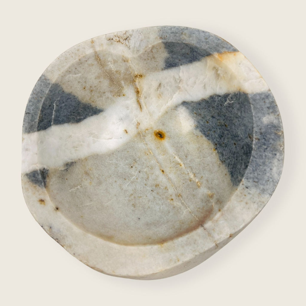 River Stone White Lined Grey Ash Tray