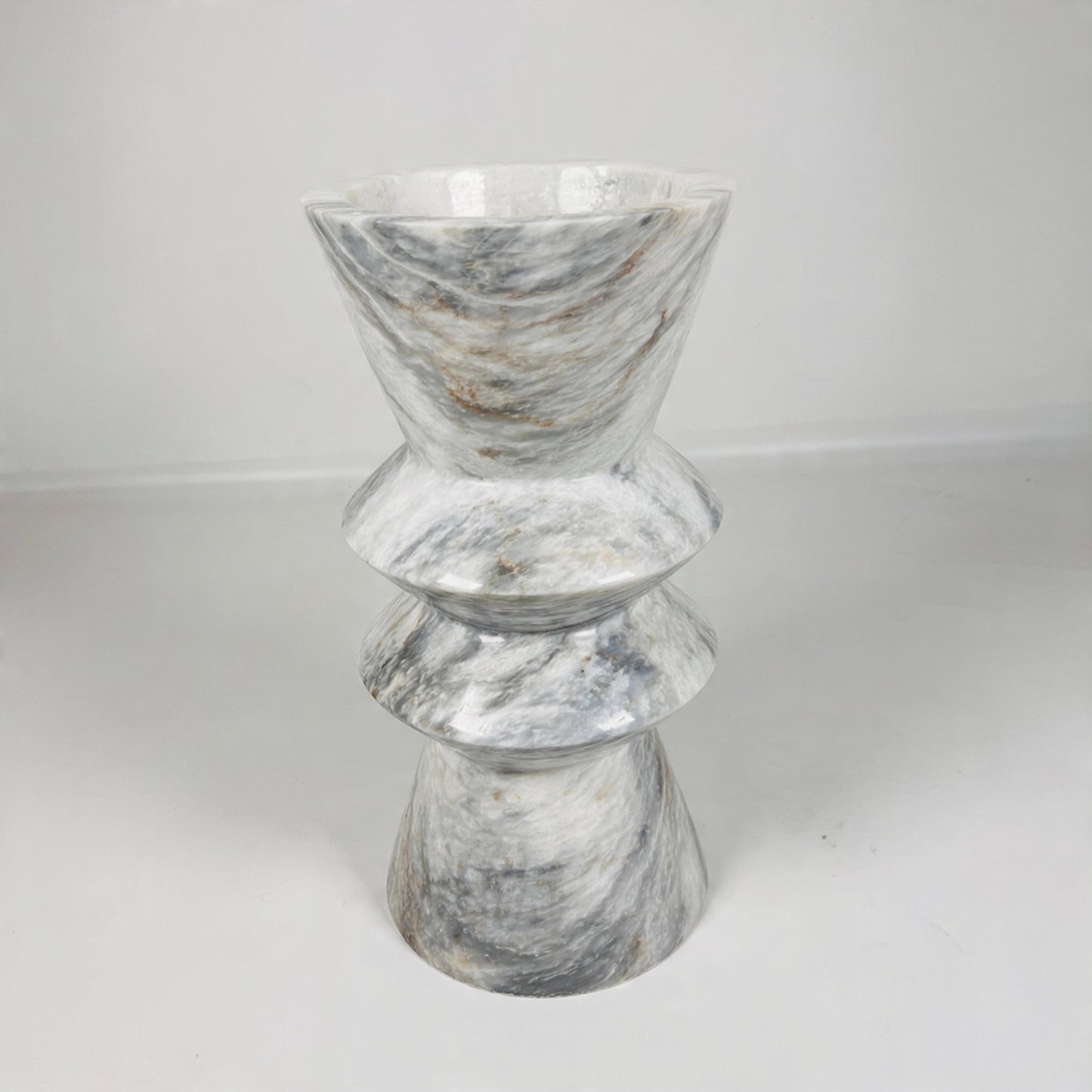 Pristine Vase - Gray