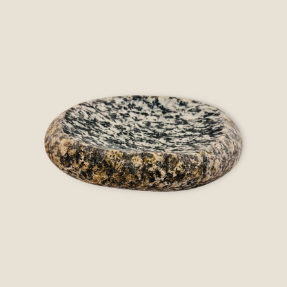 Black and White Soap Dish - Riverstone