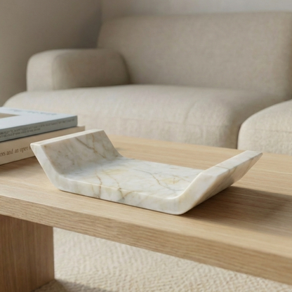Curved Tray