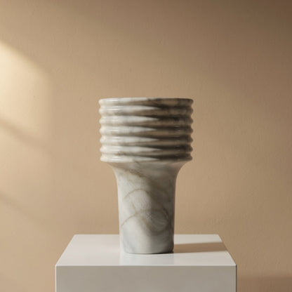 Echo Vase - Gray