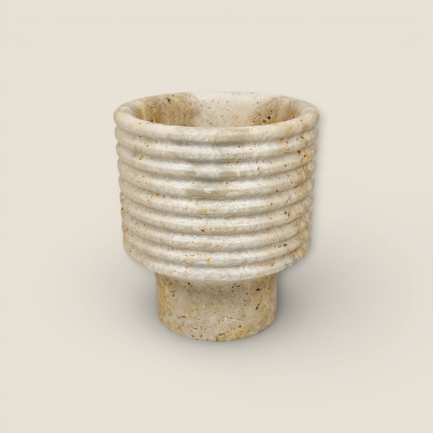 Echo Vase - Travertine