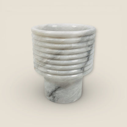 Echo Vase - Gray
