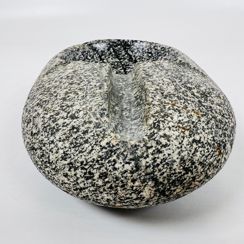 River Stone Grey Pepper Cigar Ash Tray