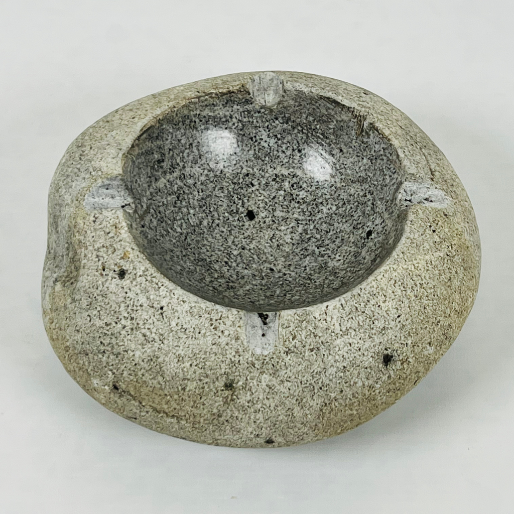 River Stone Black Dotted Ash Tray