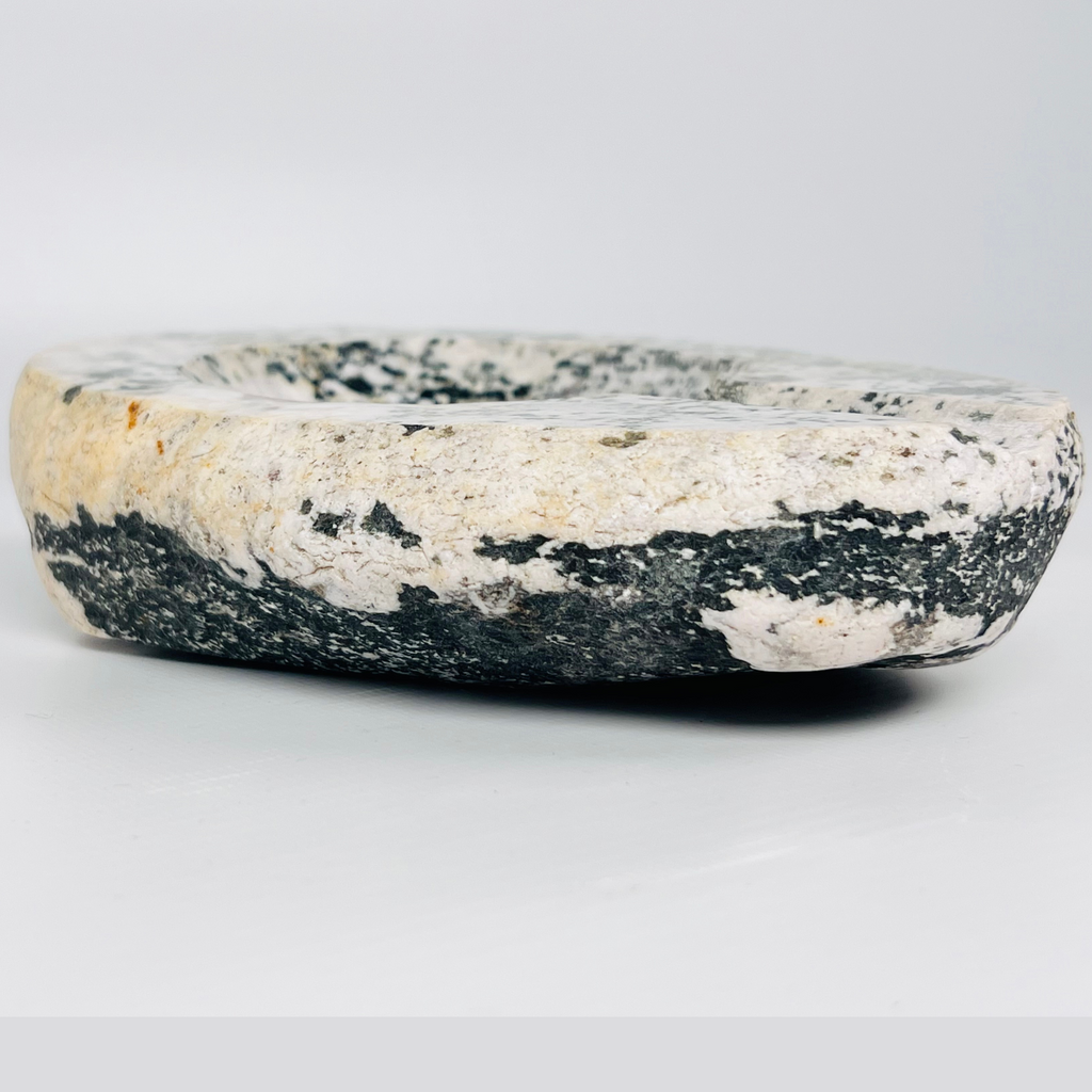 River Stone Grey & White Ash Tray