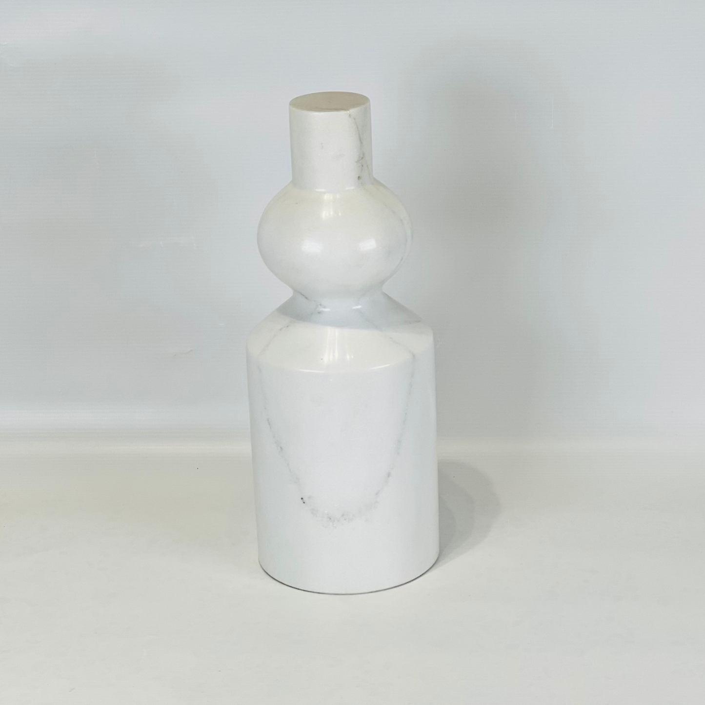 Bulged Short Neck Marble Bottle - White