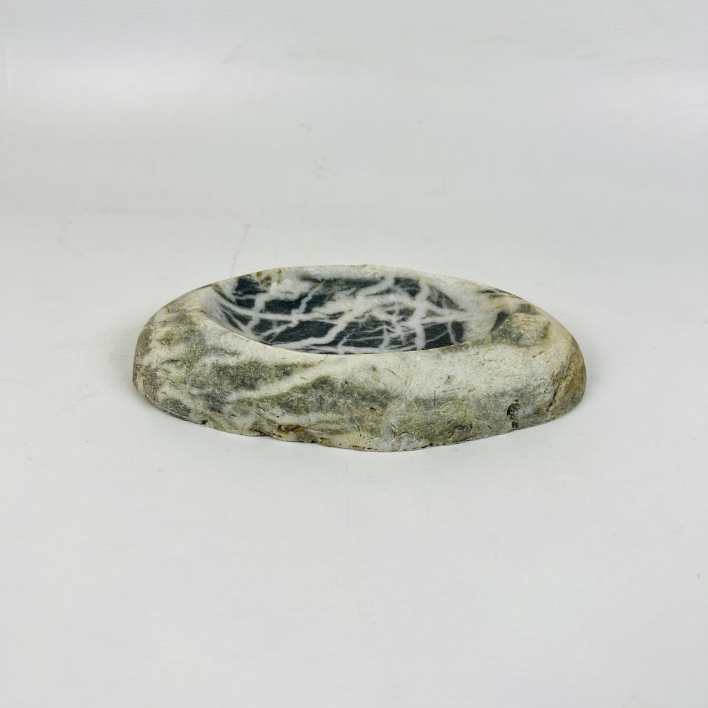 River Stone Black Webbed Soap Dish