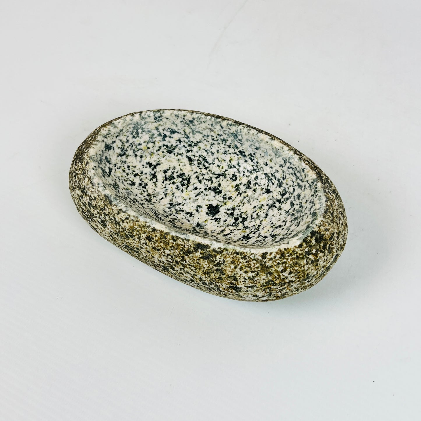 Coconut Spotted Soap Dish - Riverstone
