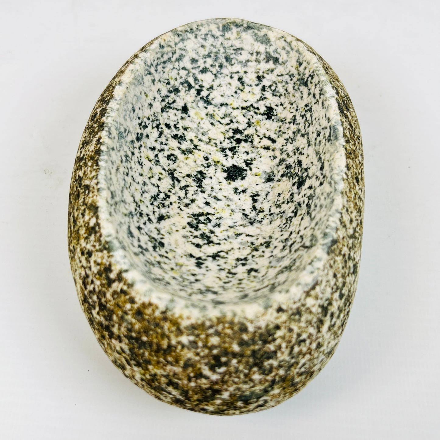 Coconut Spotted Soap Dish - Riverstone