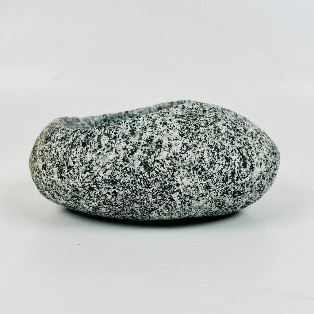 River Stone Tear Drop Ash Tray