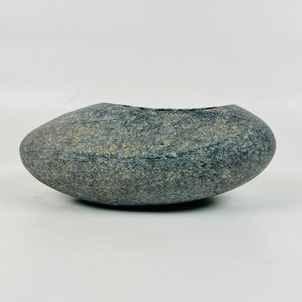 River Stone Black Grazed Ash Tray