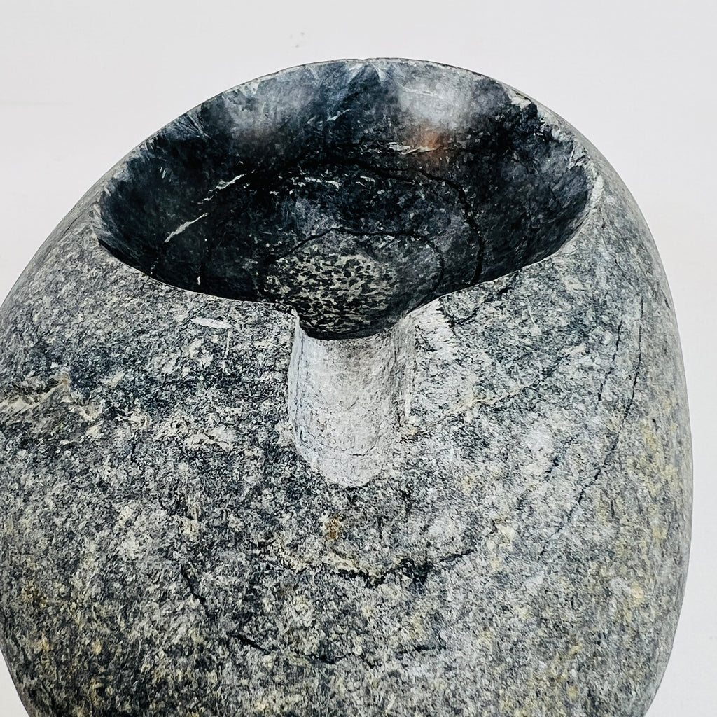 River Stone Black Grazed Ash Tray